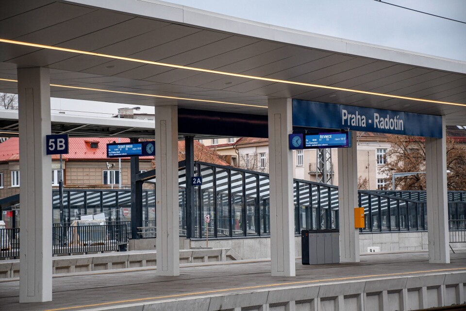 Správa železnic - nástupiště Radotín