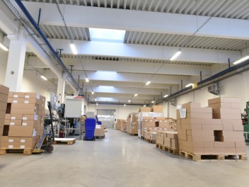 Harmanec-Kuvert, spol. s r.o