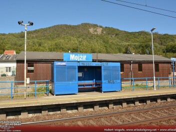 Železniční stanice Mojžíř