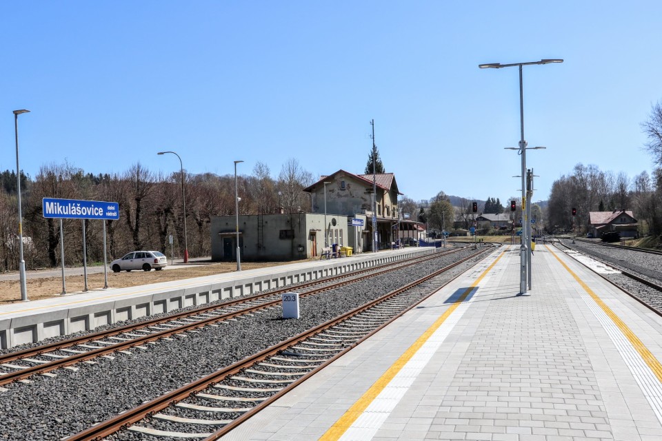 Železniční stanice Mikulášovice