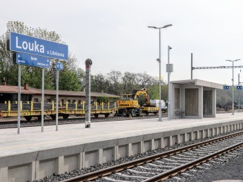 Železniční stanice Louka u Litvínova